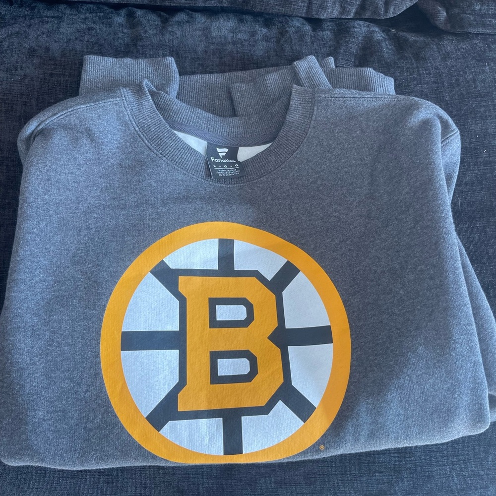 Boston Bruins Crewneck